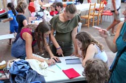 Atelier Couture animé par l'association Le Bruit du Plac'Arts