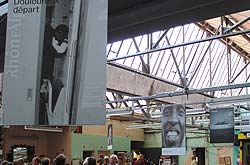Expo Photos Portraits de Migrants sur La Place des Possibles dans le Royans