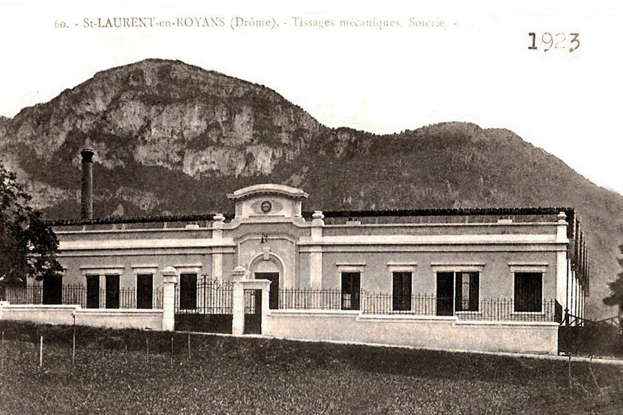 L'usine en 1923 après sa construction